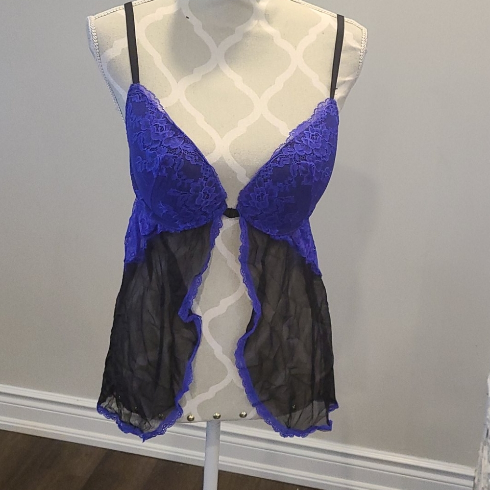 La senza lingerie lace and sheer top